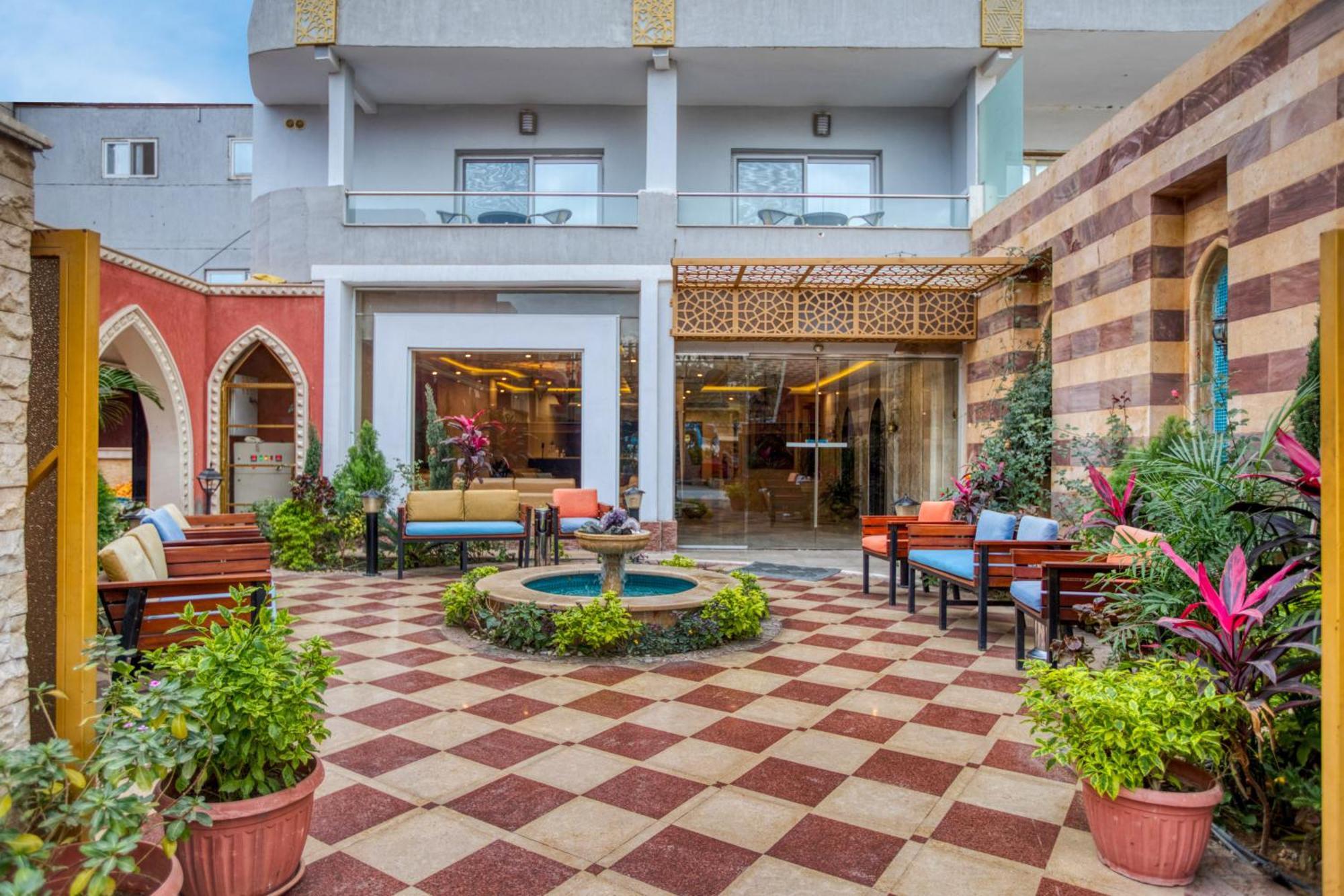 Mamlouk Pyramids Hotel Cairo Exterior photo